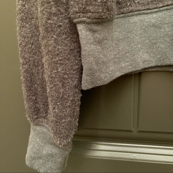 🎉HOST PICK🎉 Wildfox disco pineapple pullover sweatshirt - Picture 10 of 12